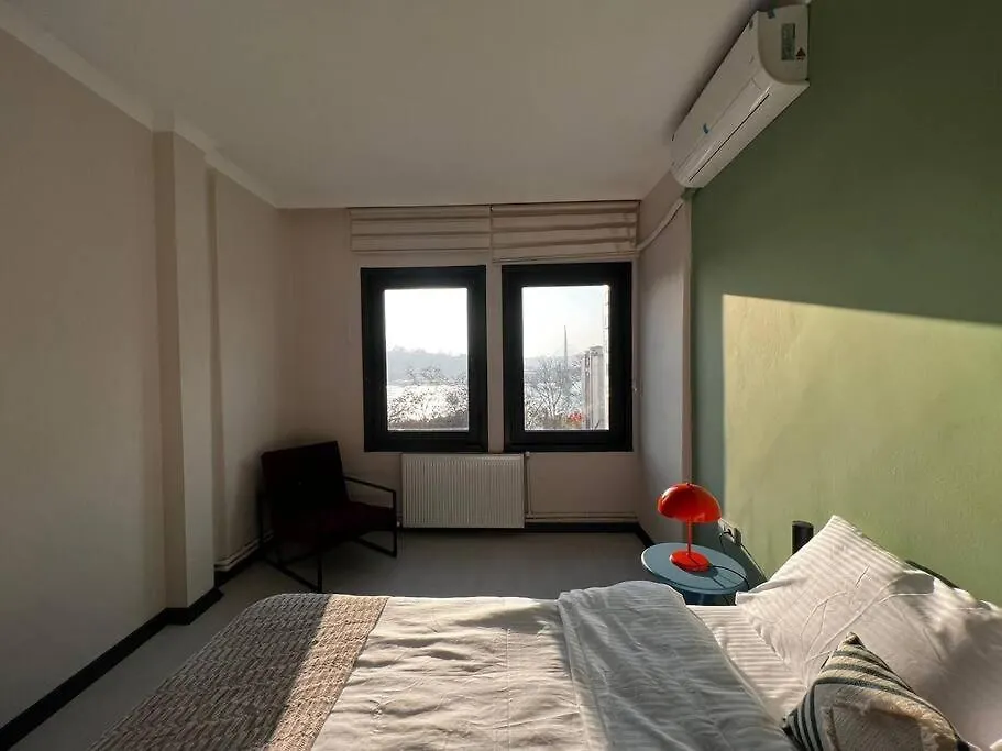 Wonder Homes 5- Ultra Luxury, 4Br, 2Ba, Ac, Sea View Karakoey Istanbul Turkey
